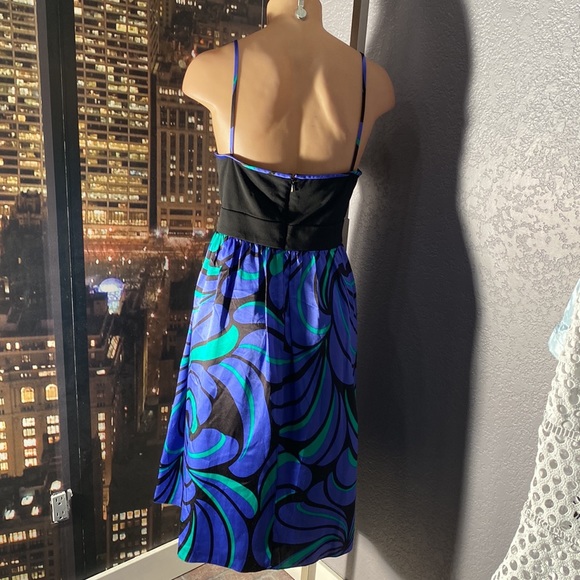 MAGGY LONDON - dress: floral lined bottom and black stretchy strappy top - 16 - Picture 15 of 16